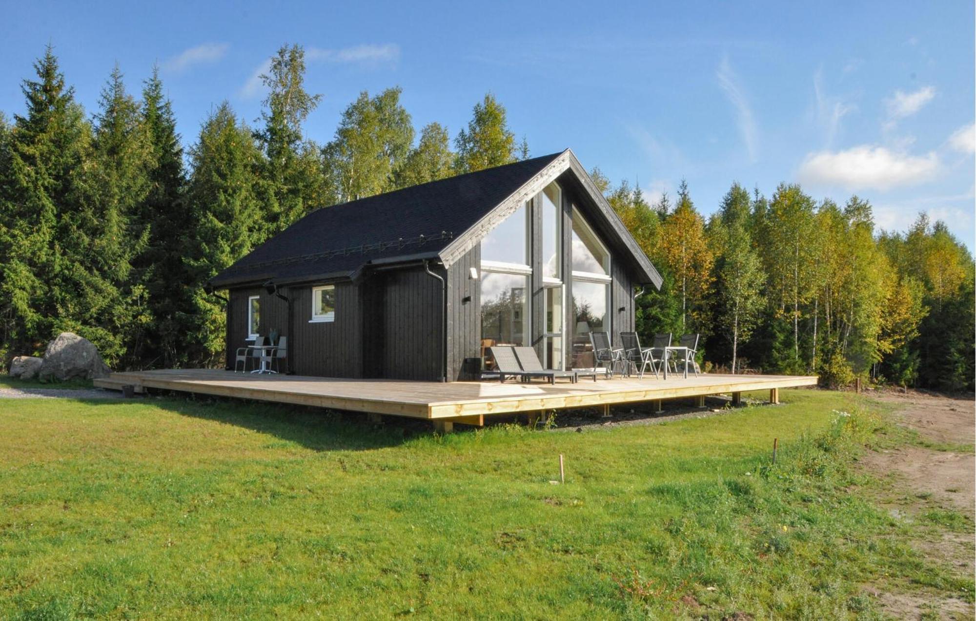 Amazing Home In Arjaeng With Kitchen Eksteriør billede