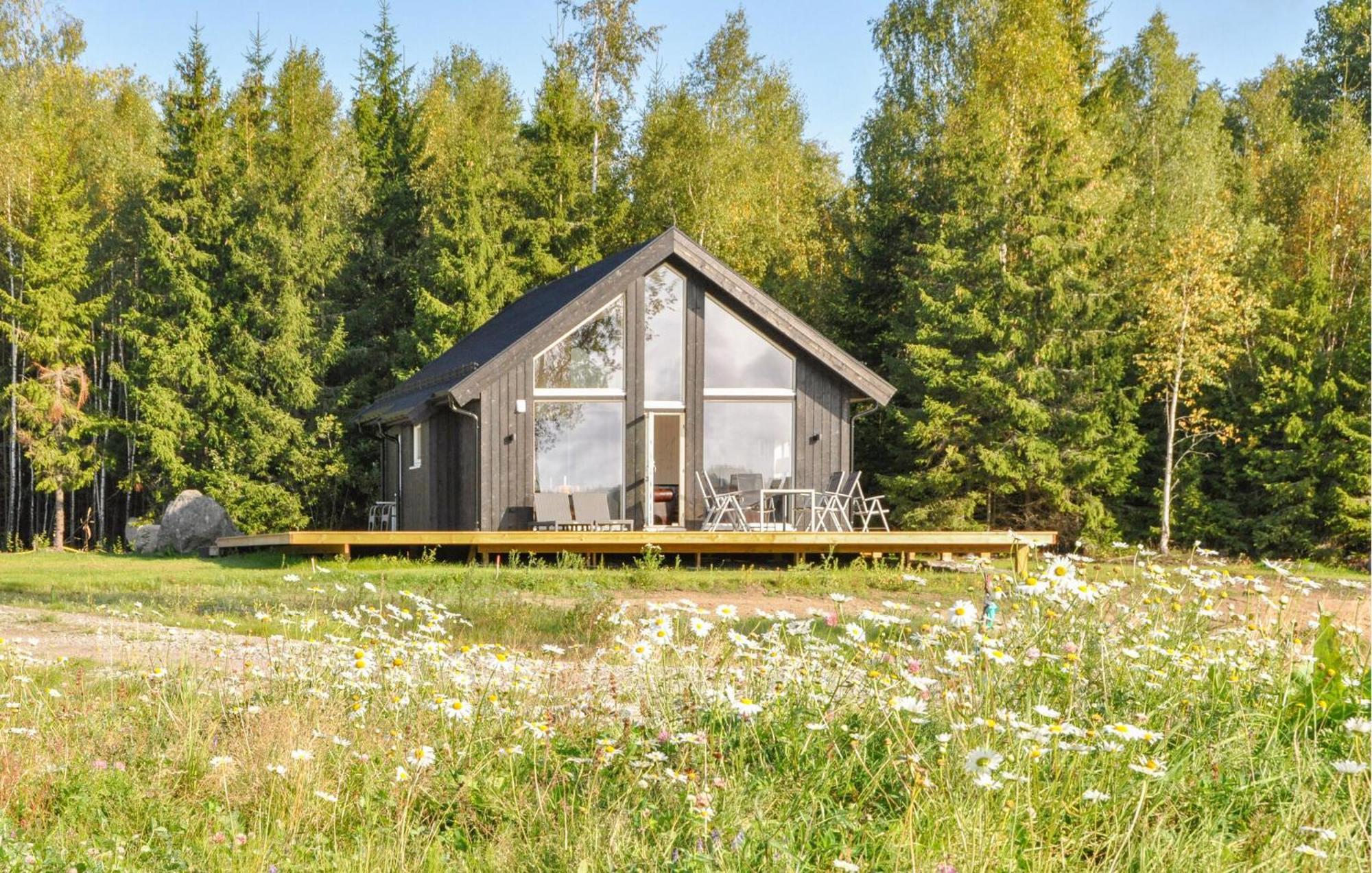 Amazing Home In Arjaeng With Kitchen Eksteriør billede